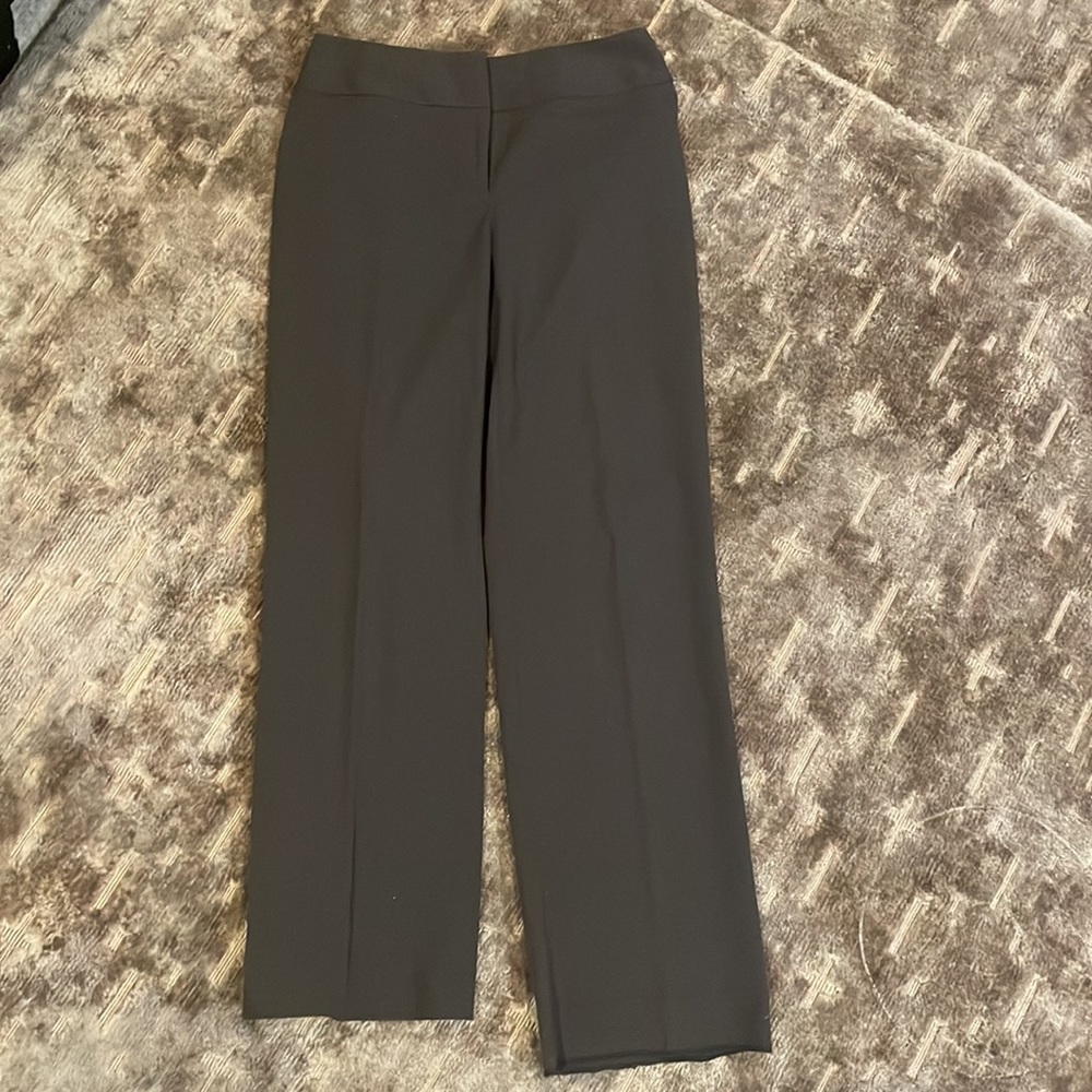 Women’s stretch size 8 Style and Co trousers brown